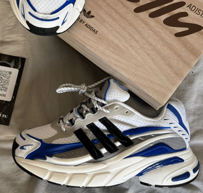 Adidas "Jellyfish" Azul de Adidas