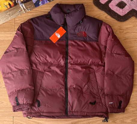 CAMPERA PUFFER TNF 700 BORDO de The North Face