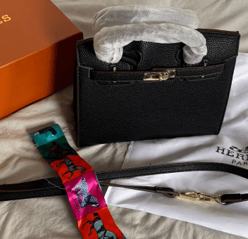 CARTERA HERMES BIRKIN PAÑUELO NEGRA de Hermès