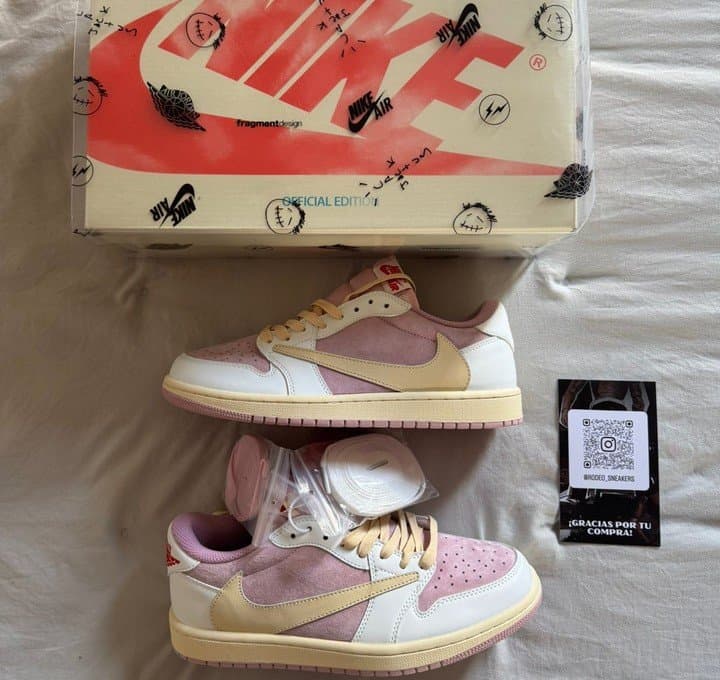 JORDAN 1 X TRAVIS SCOTT "PINK SHY" de Jordan