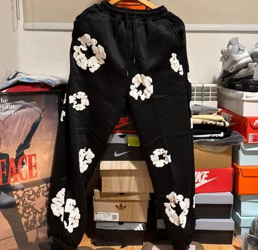 PANTALON NEGRO DENIM TEARS de Denim Tears